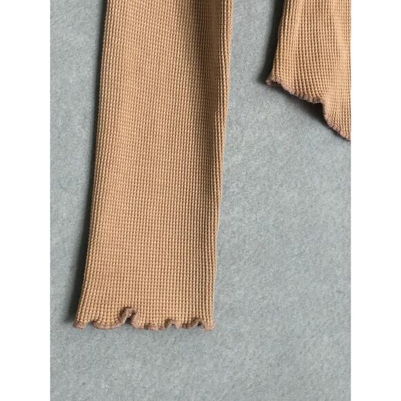 We The Free Easy Does It Thermal Top Women's XS  in Cuban Sand NEW - Picture 3 of 8